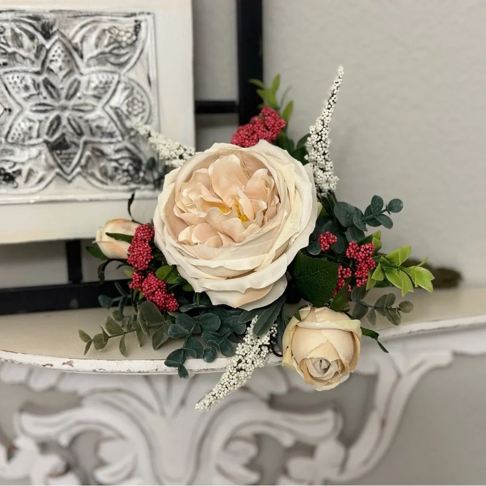 IT’S NEW Small Cream and Green Faux Floral Accent Arrangement